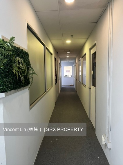 TONG LEE BUILDING (D13), Factory #472249701